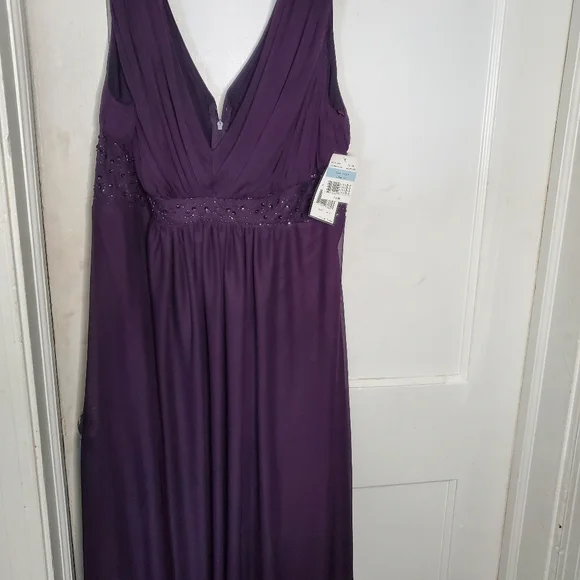 Jessica Howard Evening Dress - Picture 3 of 3